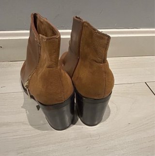 Botines Stradivarius Color Caramelo