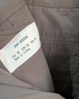Pantalón Zara caqui talla 38