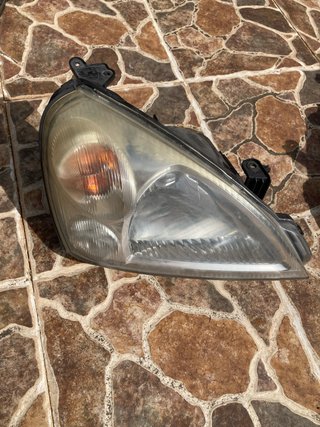 Faro Delantero Suzuki Liana LI