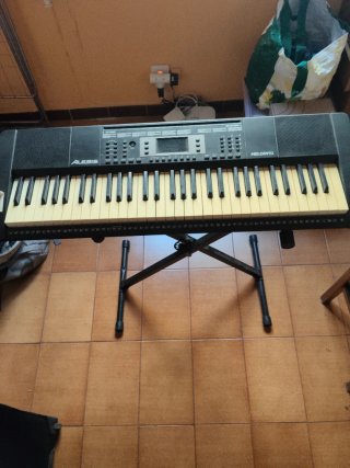Teclado Alesis Melody 61