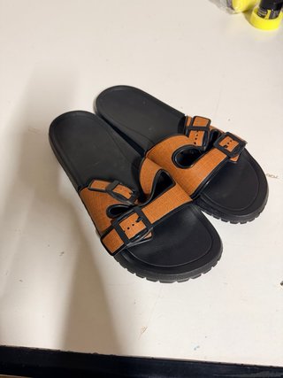 Sandalias de Hombre con Hebillas