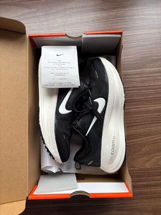 Zapatillas Nike Vomero 18 Talla 39
