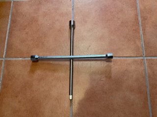 Llave de Cruceta nueva para Ruedas de Coche