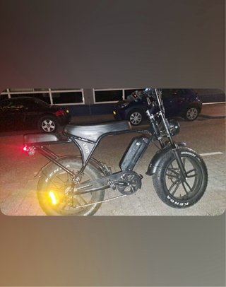 Bicicleta eléctrica Fatbike Lasouris C80 Negra
