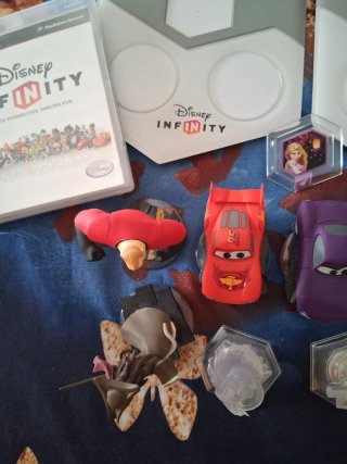 Disney Infinity PS3 con Figuras y Bases