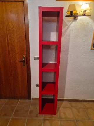 Estantería Torre Ikea Roja Estrecha