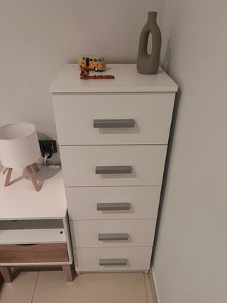 Cómoda Blanca de 5 Cajones