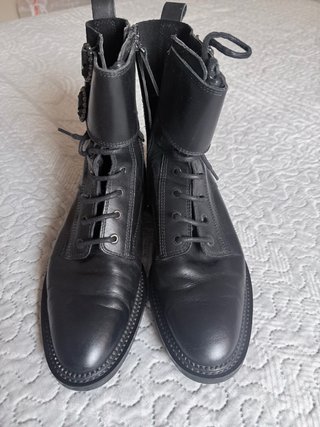 Botines de piel negros