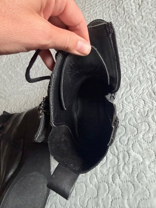 Botines de piel negros