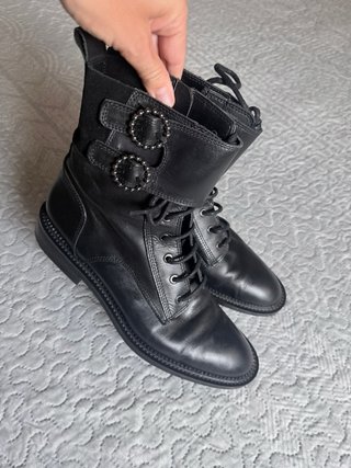 Botines de piel negros