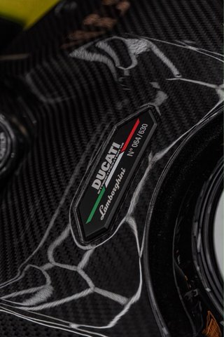 Ducati Streetfighter V4 Lamborghini Verde/Rojo