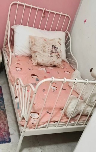 Habitación infantil Ikea:2camas,3 armarios,1cómoda