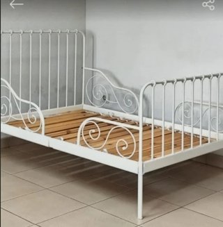 Habitación infantil Ikea:2camas,3 armarios,1cómoda