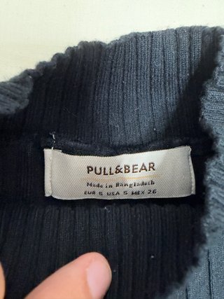Camiseta Manga Larga Negra Pull&Bear