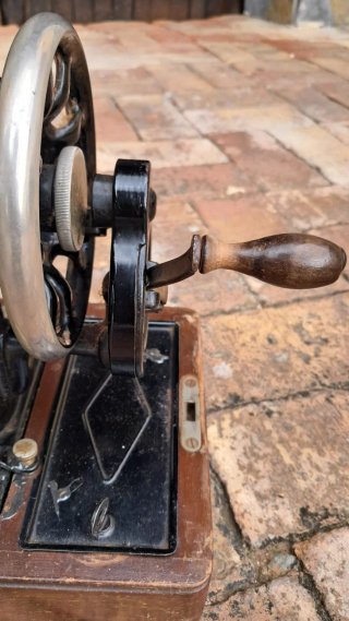 Máquina de coser Singer 1926 + Factura y llave