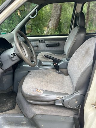 Nissan Serena 1999