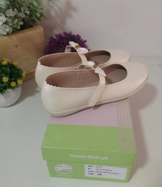 Sapatos Criança Tam. 34 Bege - Novos