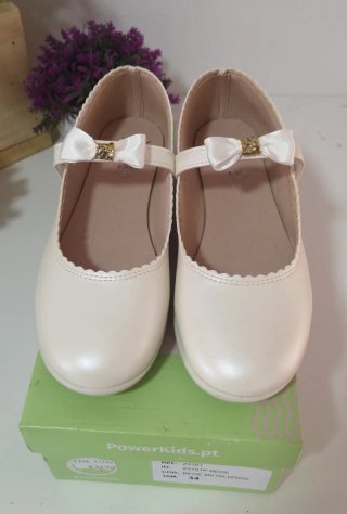 Sapatos Criança Tam. 34 Bege - Novos
