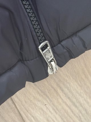 Chaqueta Moncler Negra con Capucha