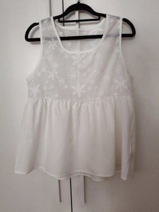Blusa de tirantes blanca