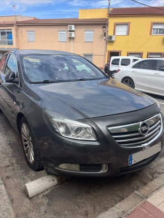 Opel Insignia TOPE DE GAMA