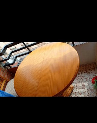 Mesa Redonda con 2 Sillas