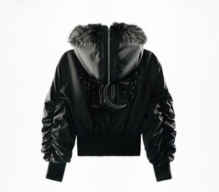 Cazadora Bomber Juicy Couture x Bershka