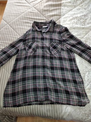 Blusa o camisa de manga larga Sisus, talla 50