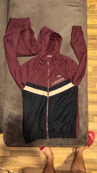 Conjunto deportivo Lacoste
