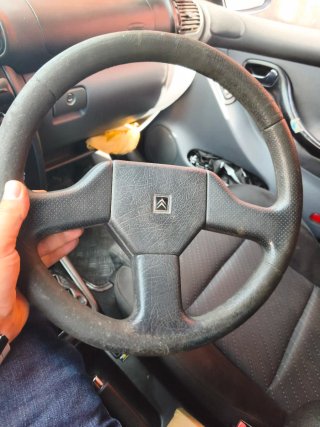 Volante AX GT