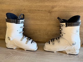 Botas de esquí Salomon talla 23 (36,5 aprox)