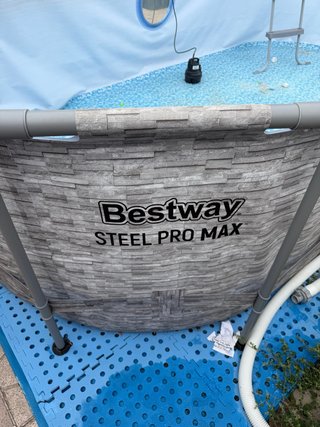 Piscina Bestway Steel Pro MAX - Poco uso