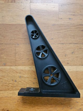 Estantería tablas Skate (Tabla Tijuana de regalo)