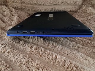 ASUS VivoBook 15 i5 – 8 GB RAM + FUNDA REGALO