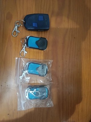 4 Mandos Garaje Universales