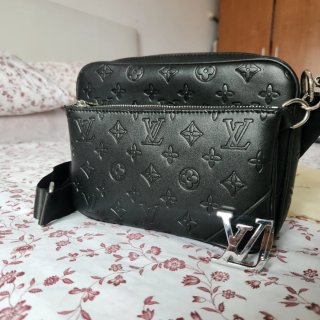 Bolso Bandolera LV Negra