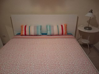 Cama de Matrimonio 1.60cms  Blanca con Cajones