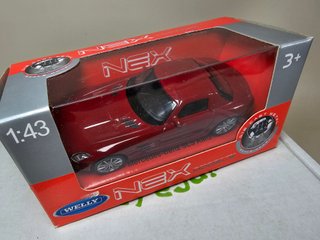 Coche a escala 1:43 Mercedes-Benz SLS AMG