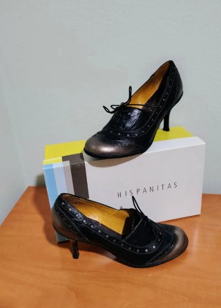 Zapatos de tacón Hispanitas