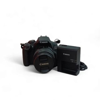 CAMARA CANON EOS2000D + CARGADOR