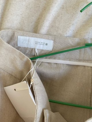 Pantalón lino Zara beige