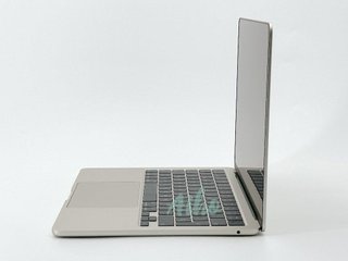 MacBook Air 13" M4 (2025) 10 CPU/8 GPU núcleos - SSD 256GB - 16GB RAM - Dorado