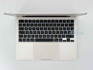 MacBook Air 13" M4 (2025) 10 CPU/8 GPU núcleos - SSD 256GB - 16GB RAM - Dorado