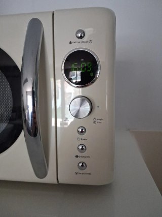 Microondas Create Retro Crema