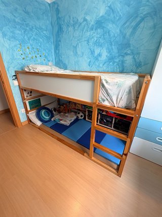 Cama alta KURA Ikea madera
