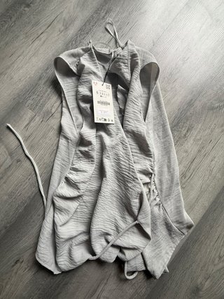 Conjunto Zara gris talla S