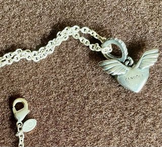 Collar Corazón con Alas Pandora