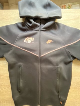 Conjunto Nike Tech Fleece Syna World