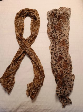 Lote de Bufanda y Pañuelo Animal Print