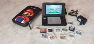 Nintendo 3DS XL con 12 giochi e accessori